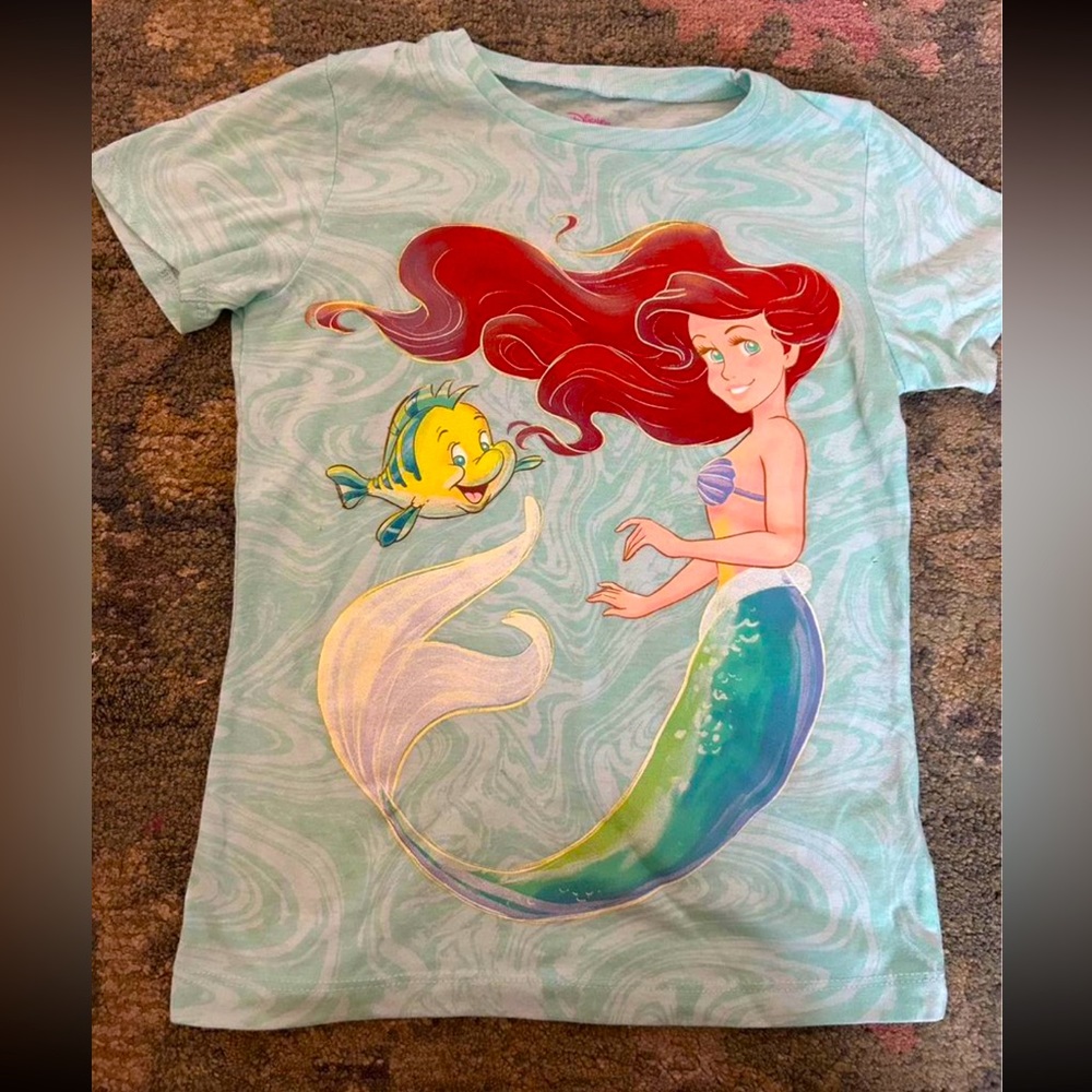 Like new! Ariel Disney T-shirt